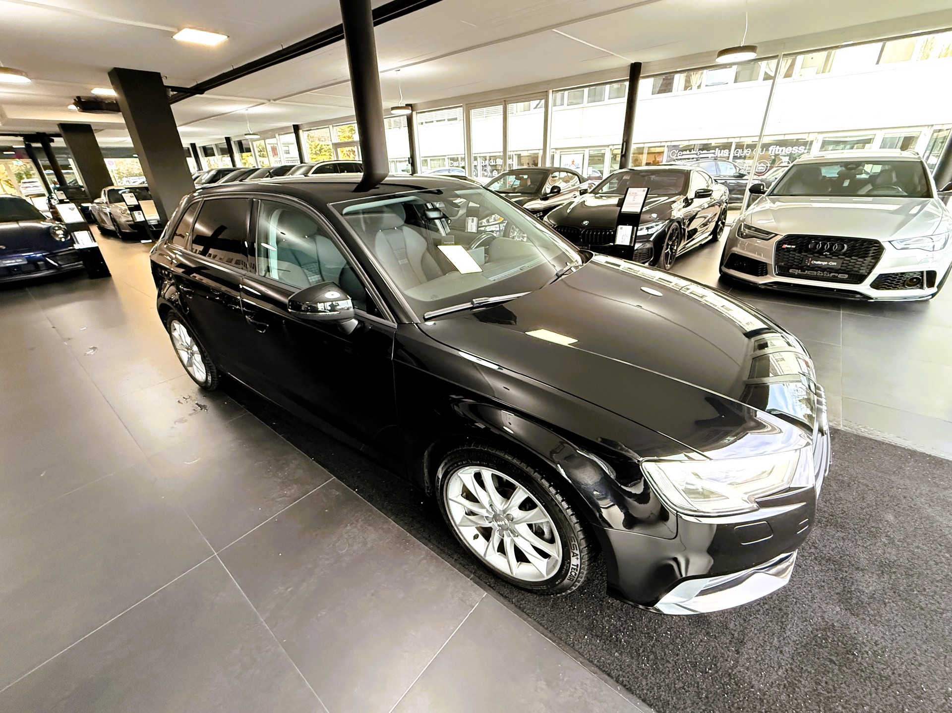 AUDI A3 Sportback 2.0 TDI Sport S-tronic quattro-image-7