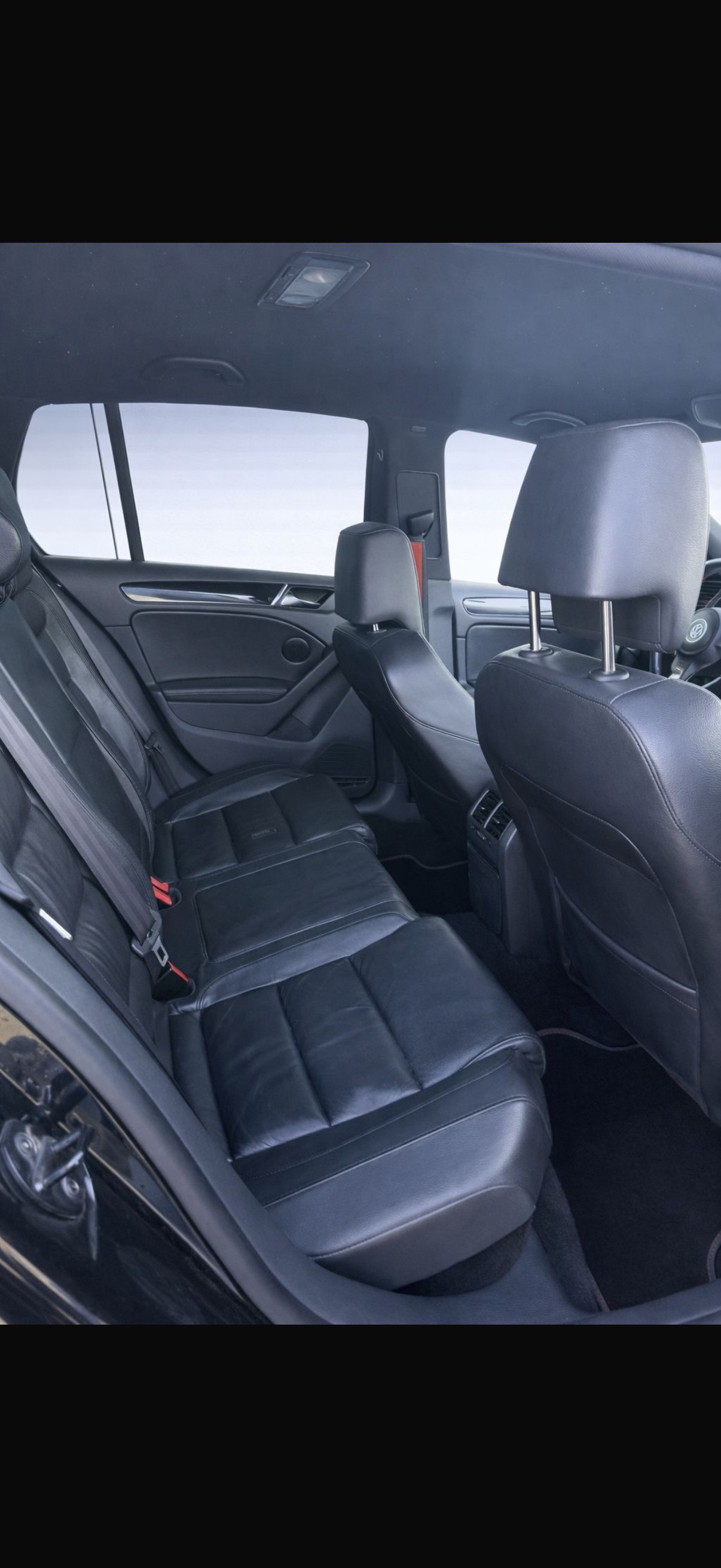 VW Golf 2.0 TSI GTI DSG-image-9