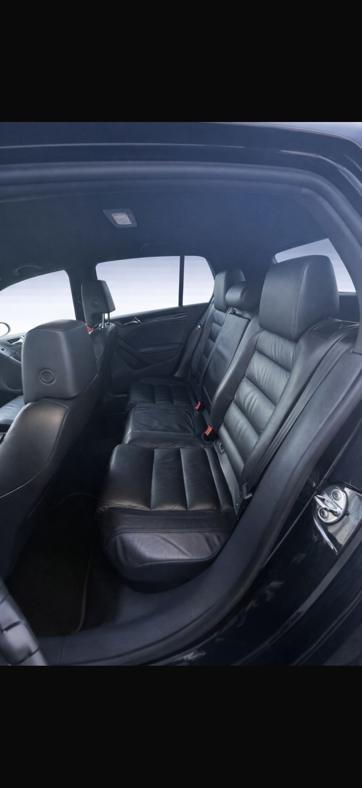 VW Golf 2.0 TSI GTI DSG-image-8