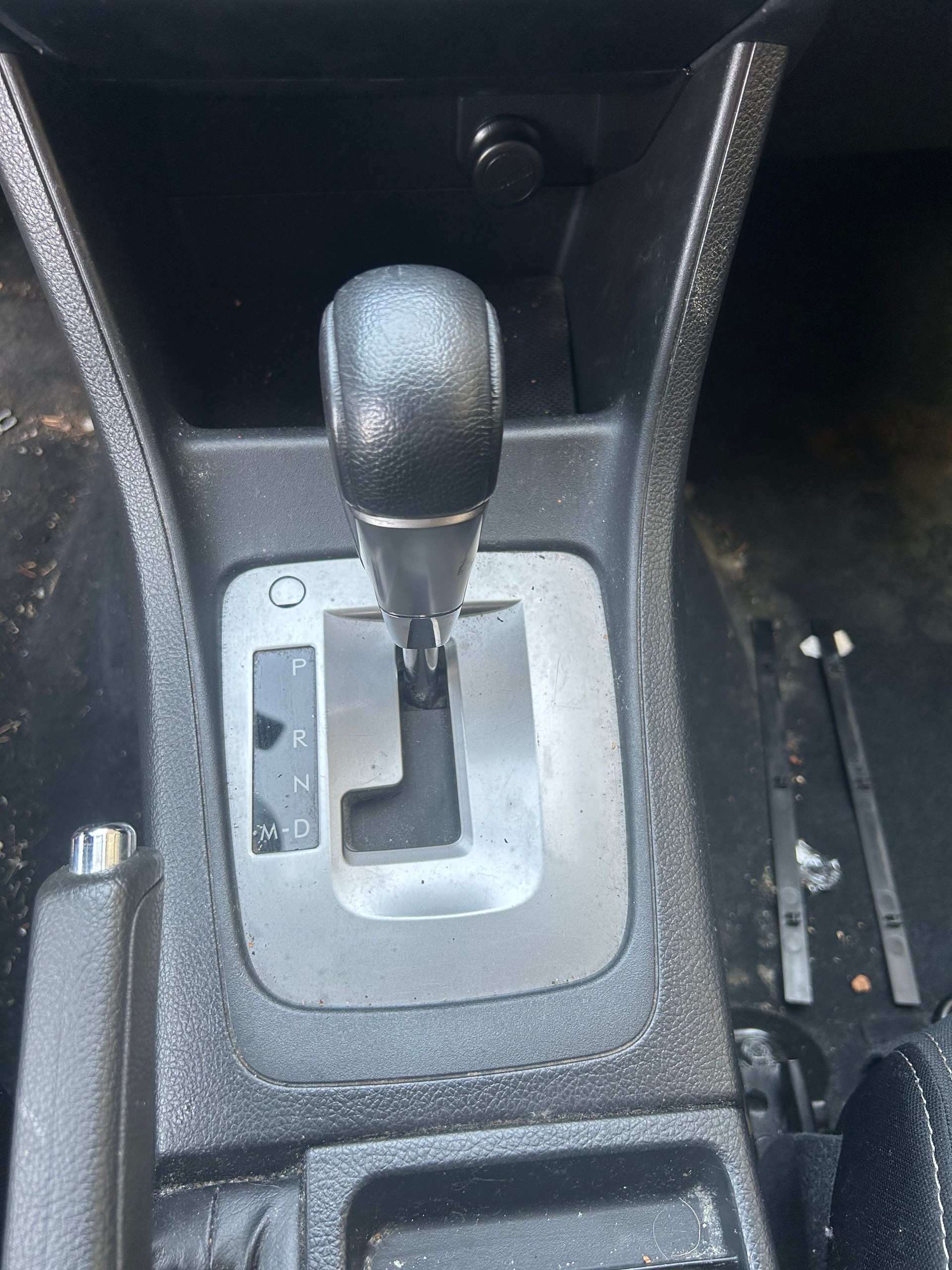 SUBARU XV 2.0 Swiss Three AWD CVT-image-10