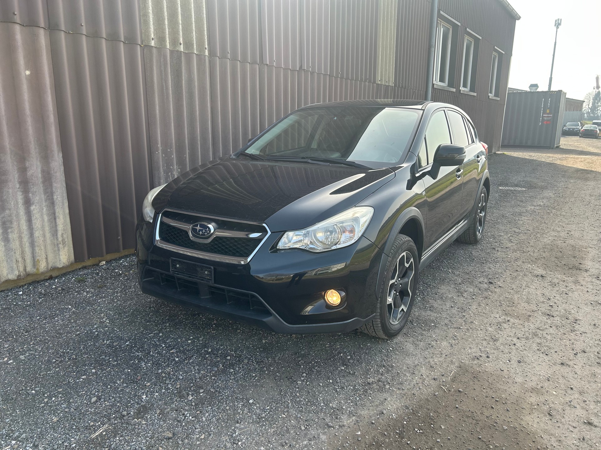 SUBARU XV 2.0 Swiss Three AWD CVT-image-3