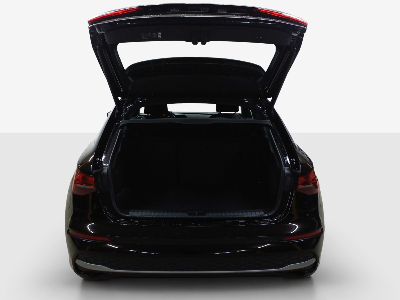AUDI A3 Sportback TFSI 110 kW Attraction S tronic-image-12