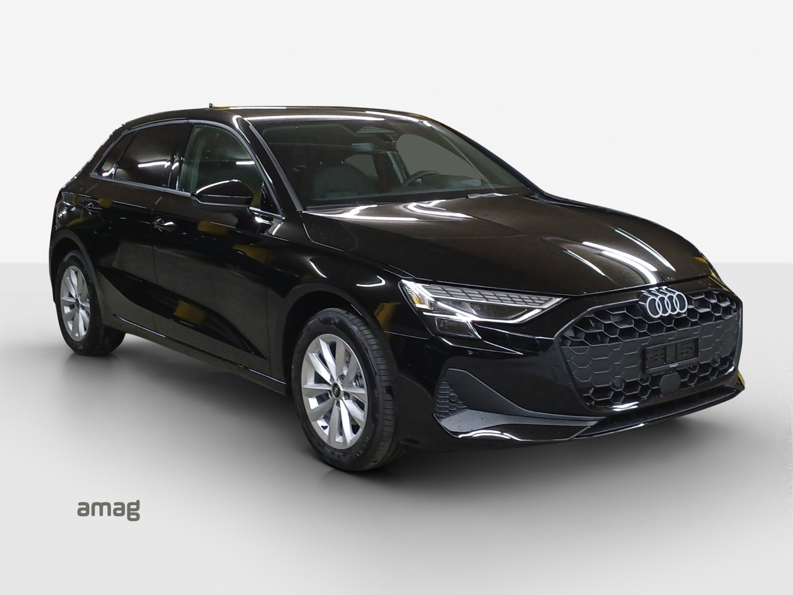 AUDI A3 Sportback TFSI 110 kW Attraction S tronic-image-5