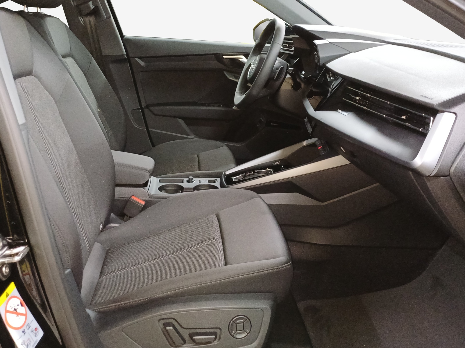 AUDI A3 Sportback TFSI 110 kW Attraction S tronic-image-13