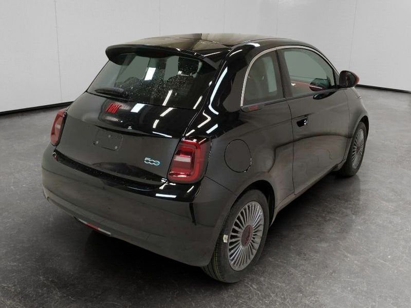 FIAT 500 electric 87 kW Red-image-2