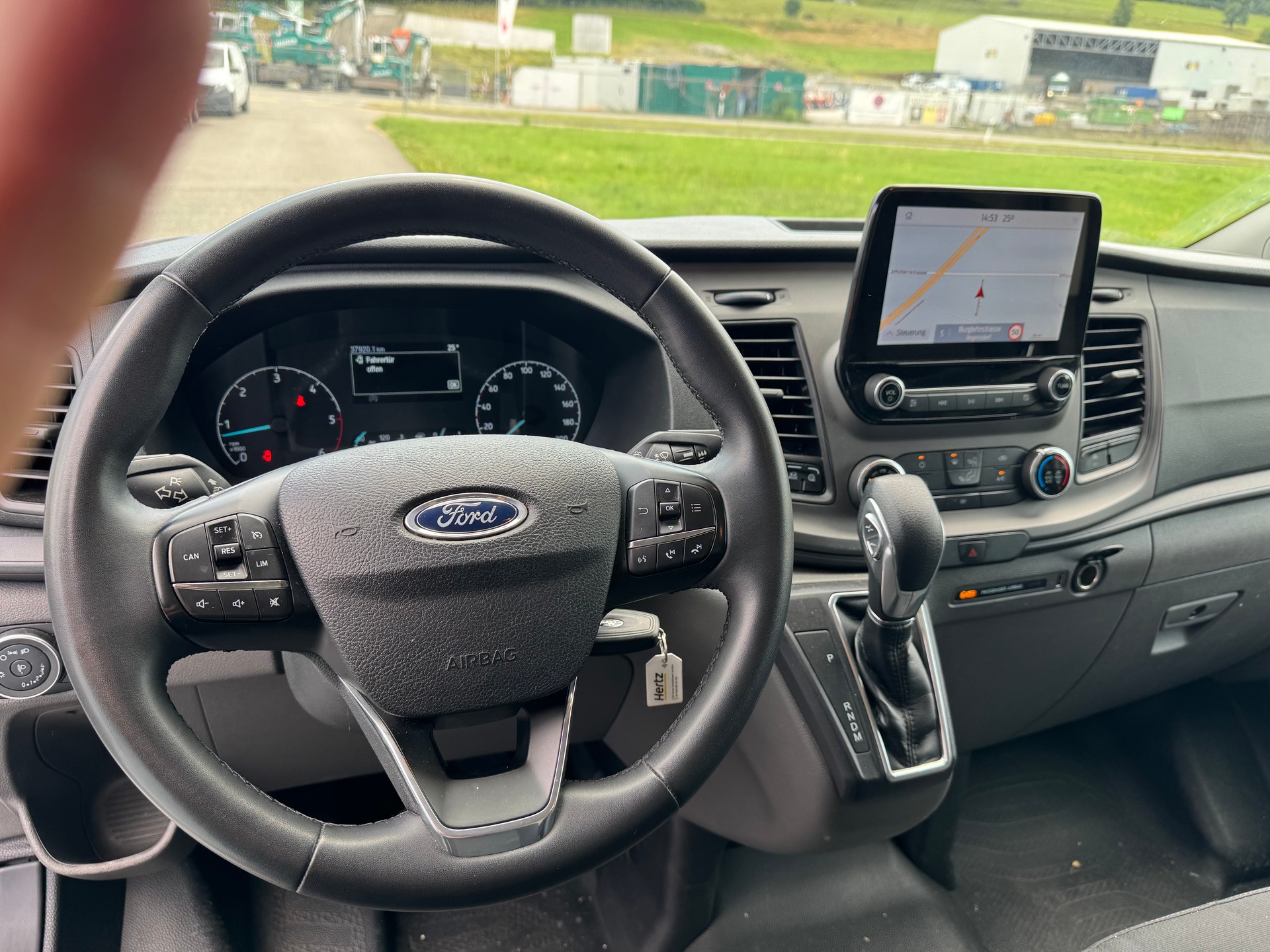 FORD Transit Custom Van 300 L2H1 Limited A-image-11