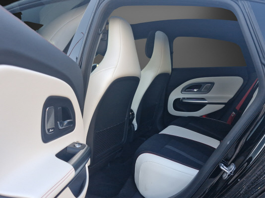 MERCEDES-BENZ CLA 350+ 85 kWh EQ-image-10