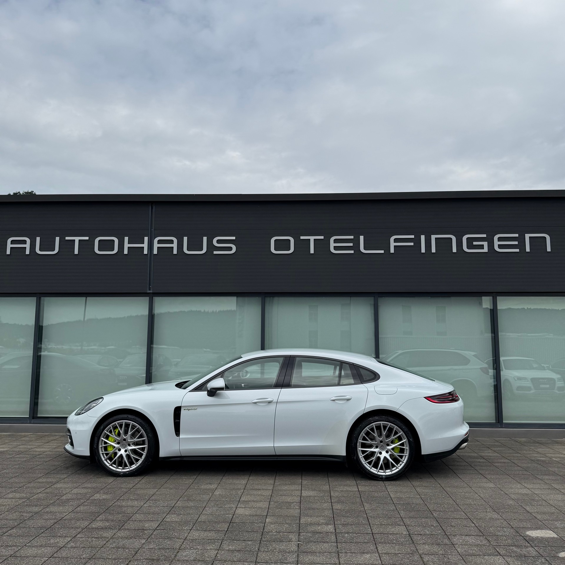 PORSCHE Panamera 2.9 V6 4 E-Hybrid-image-0