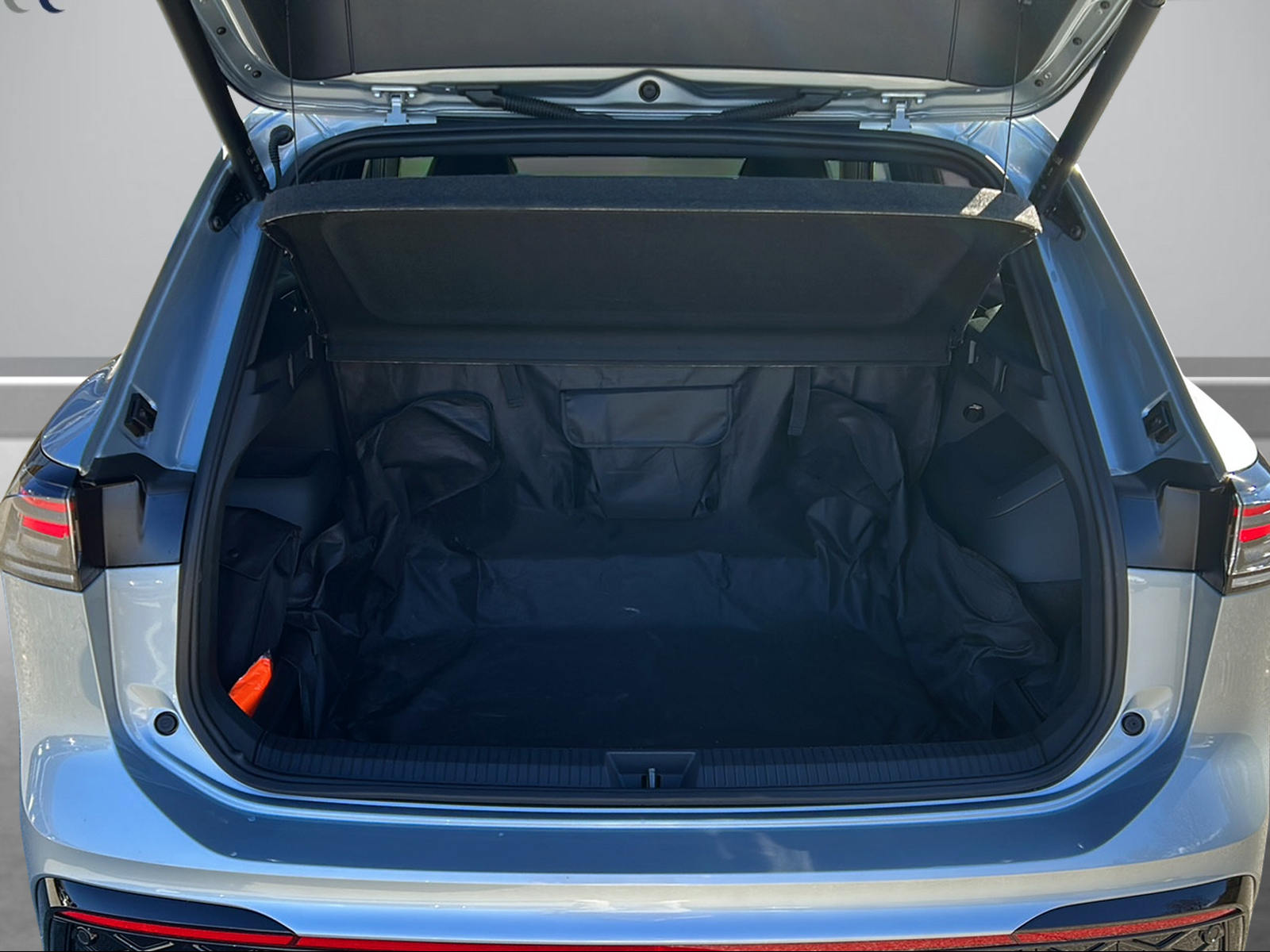 VW Tiguan 2.0 TSI DSG R-Line 4Motion-image-12