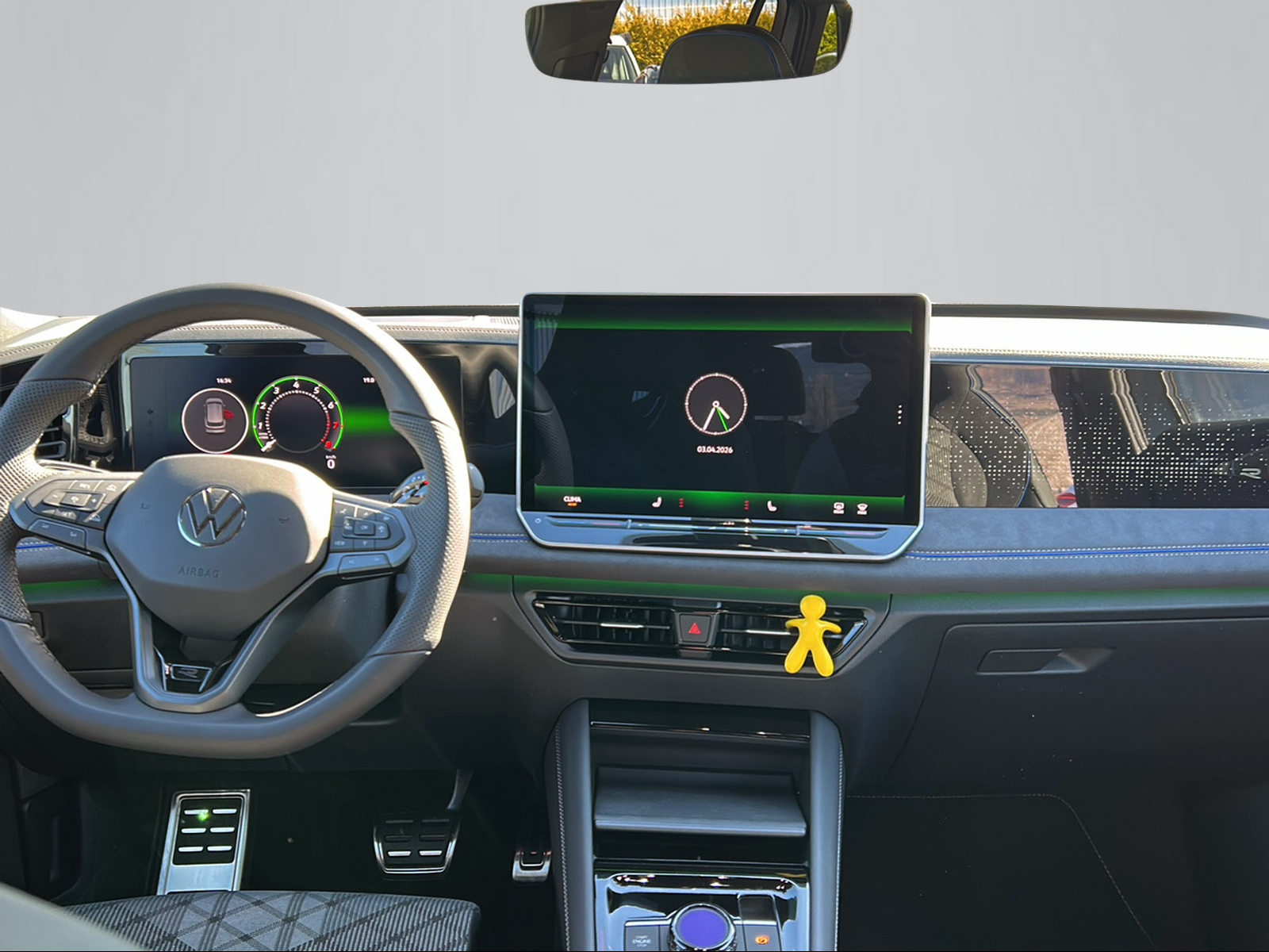 VW Tiguan 2.0 TSI DSG R-Line 4Motion-image-11