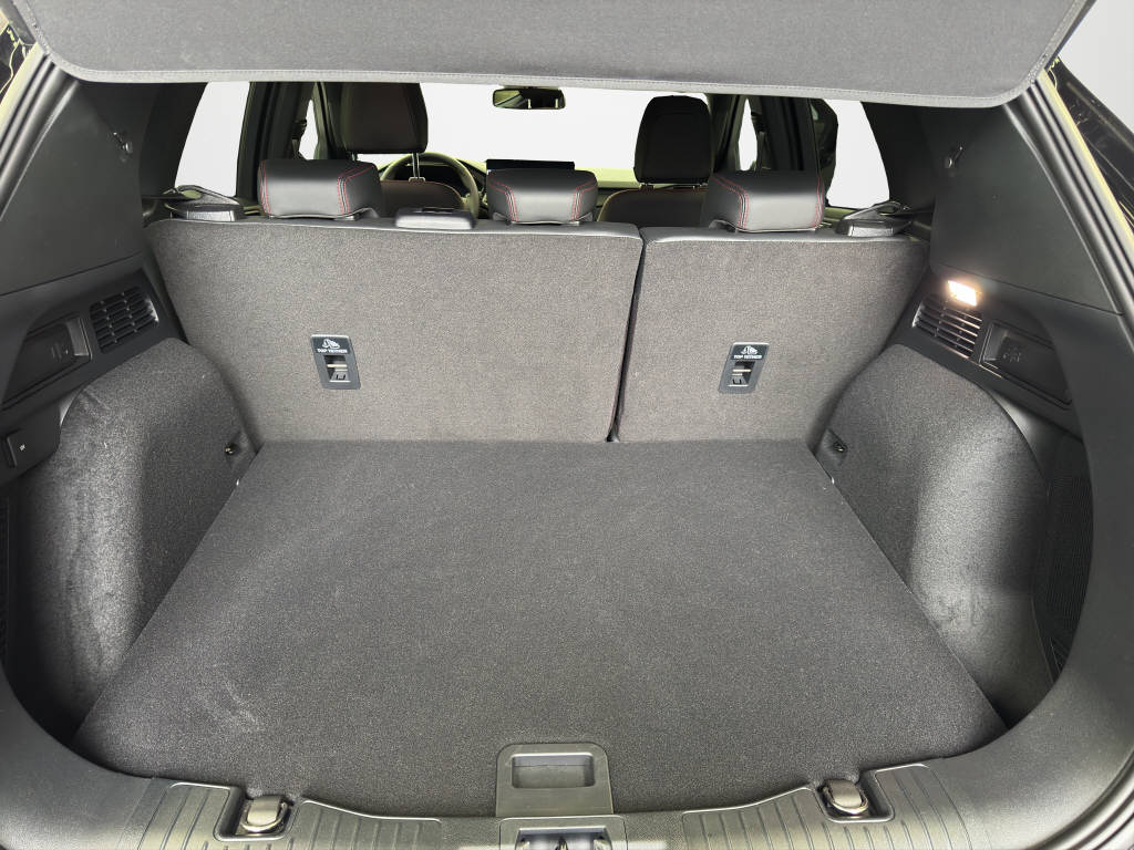 FORD Kuga 2.5 Hybrid ST-Line X 4x4-image-15