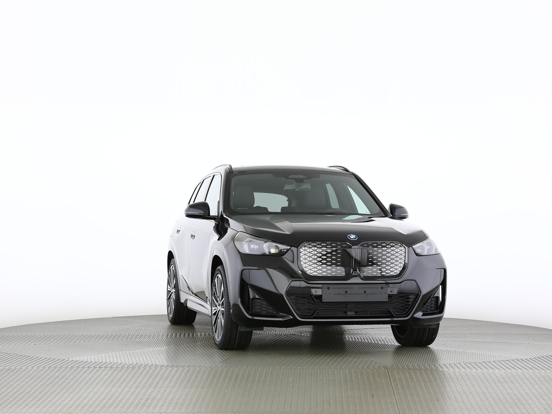 BMW iX1 30 xDrive-image-28
