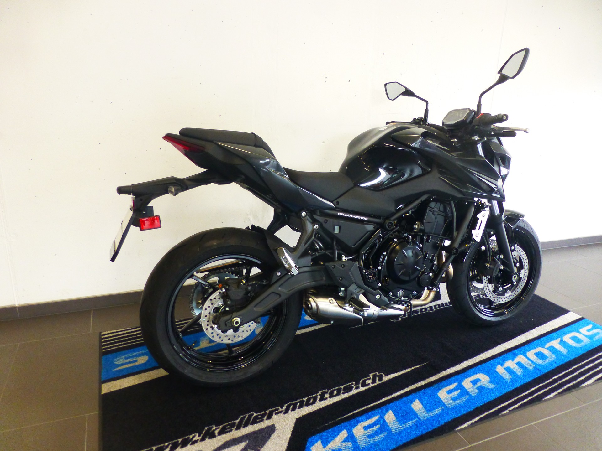 KAWASAKI Z 650 S (35kW) MY 2026-showroom-element-3