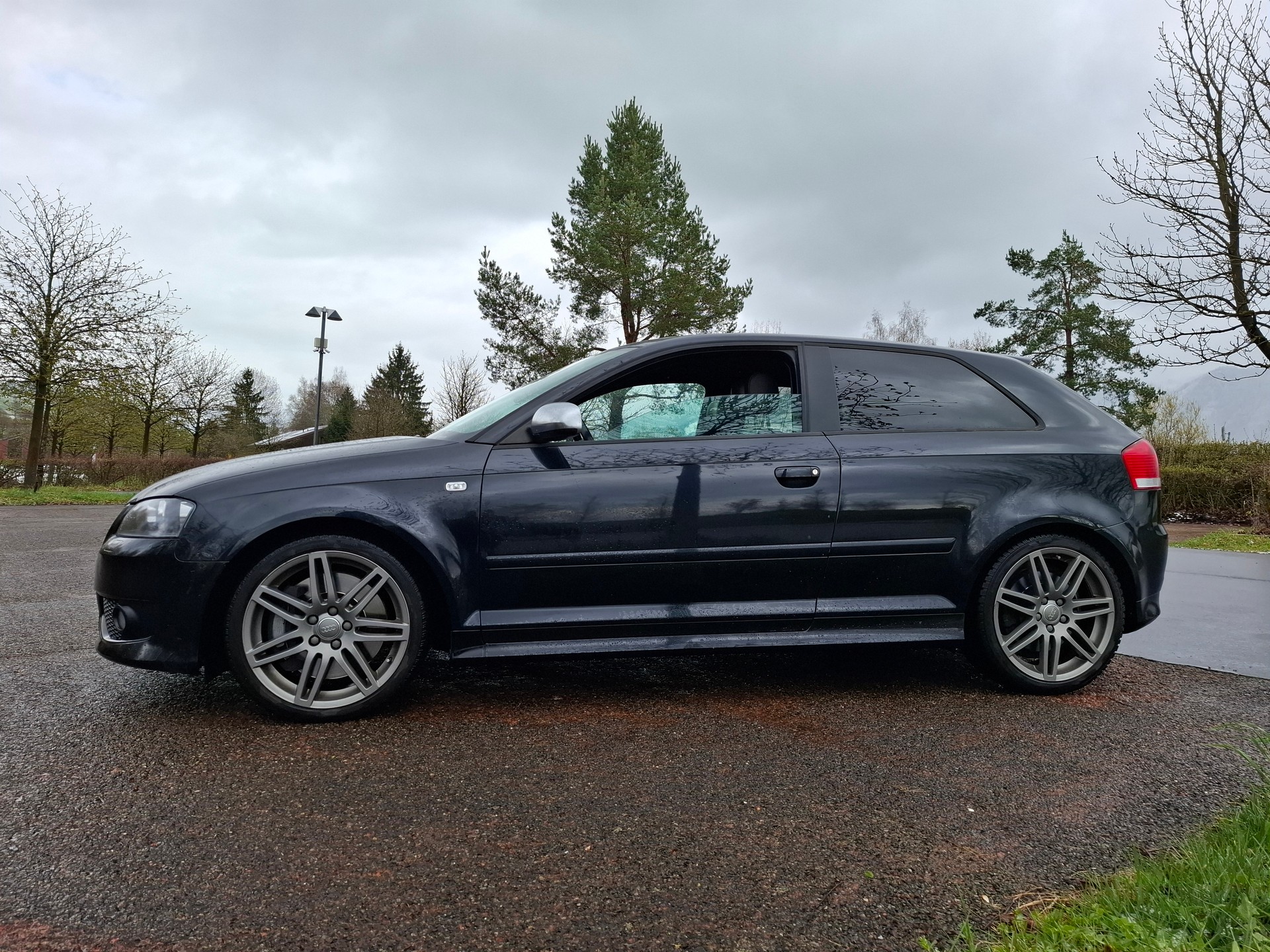 AUDI S3 2.0 Turbo FSI quattro-image-3