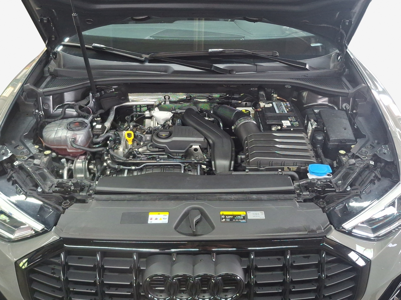 AUDI Q3 35 TFSI S line Attraction S-tronic-image-15