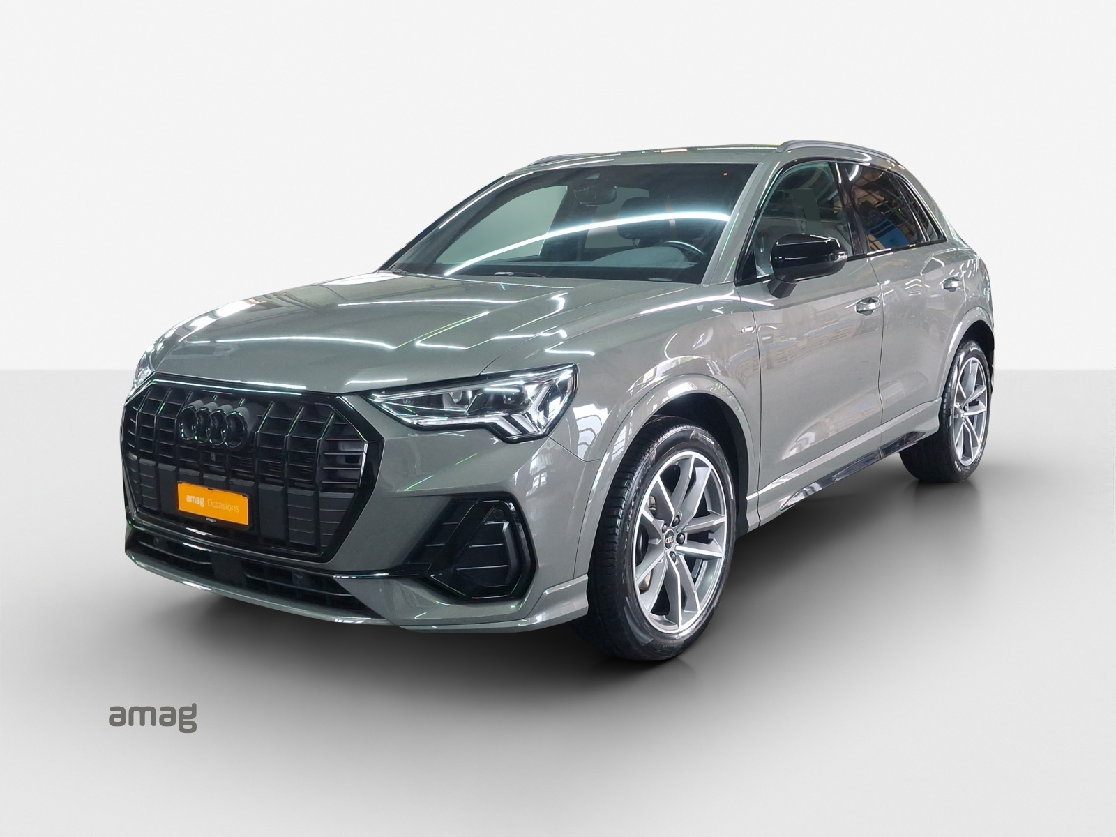 AUDI Q3 35 TFSI S line Attraction S-tronic-image-0