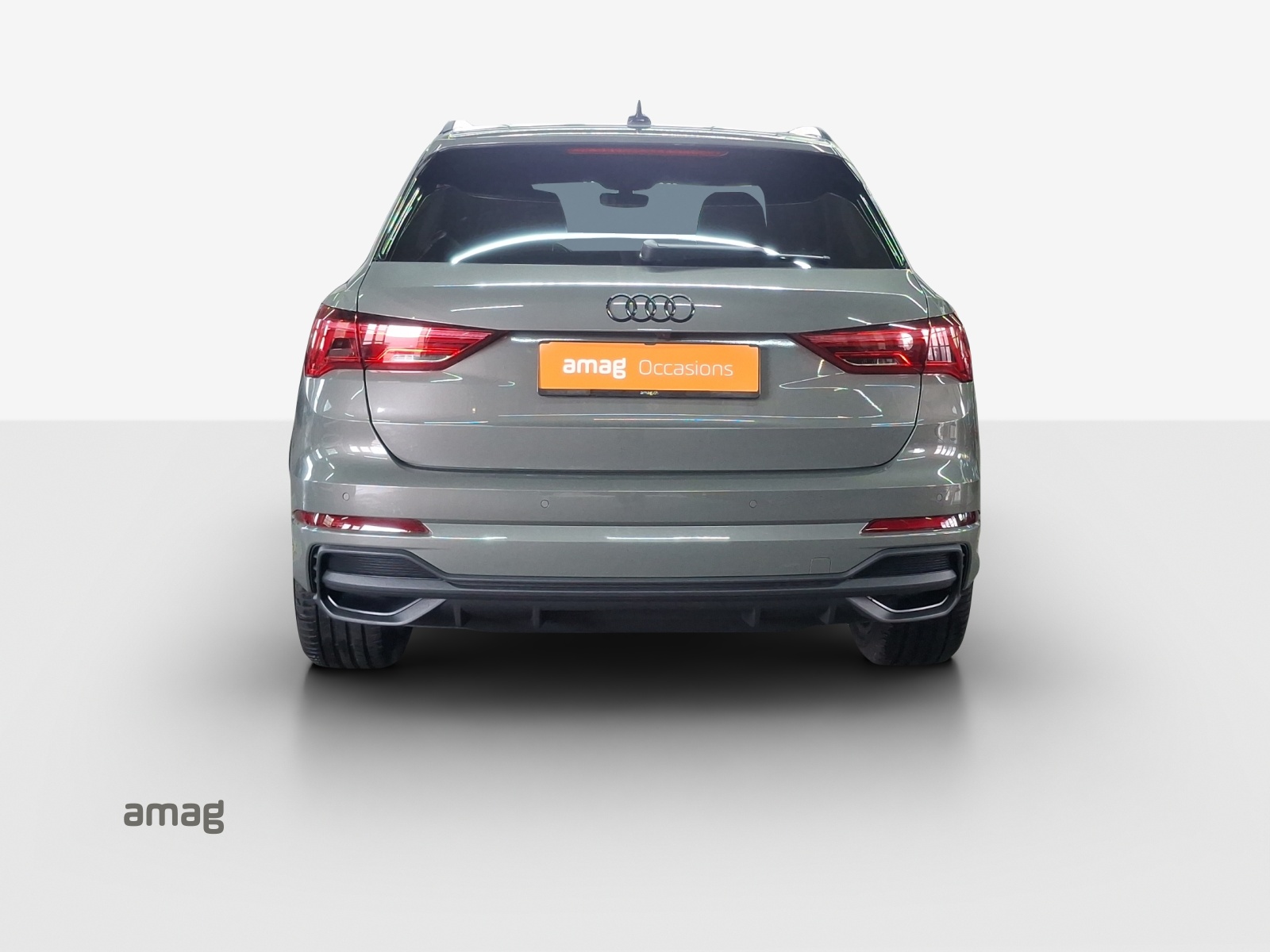 AUDI Q3 35 TFSI S line Attraction S-tronic-image-3