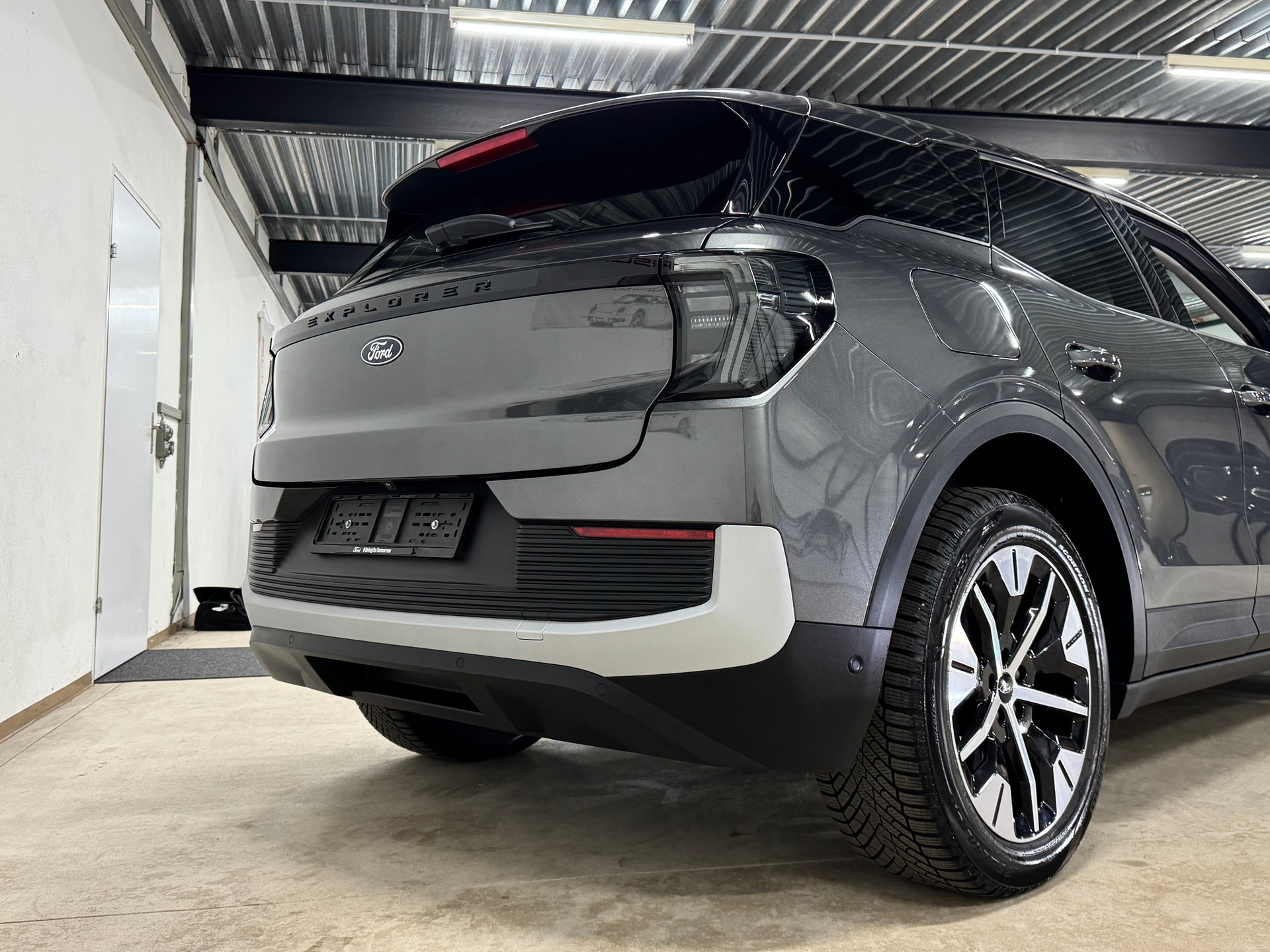 FORD Explorer Elektro 79kWh Allrad Dual Extended Range AWD / 340PS-image-5
