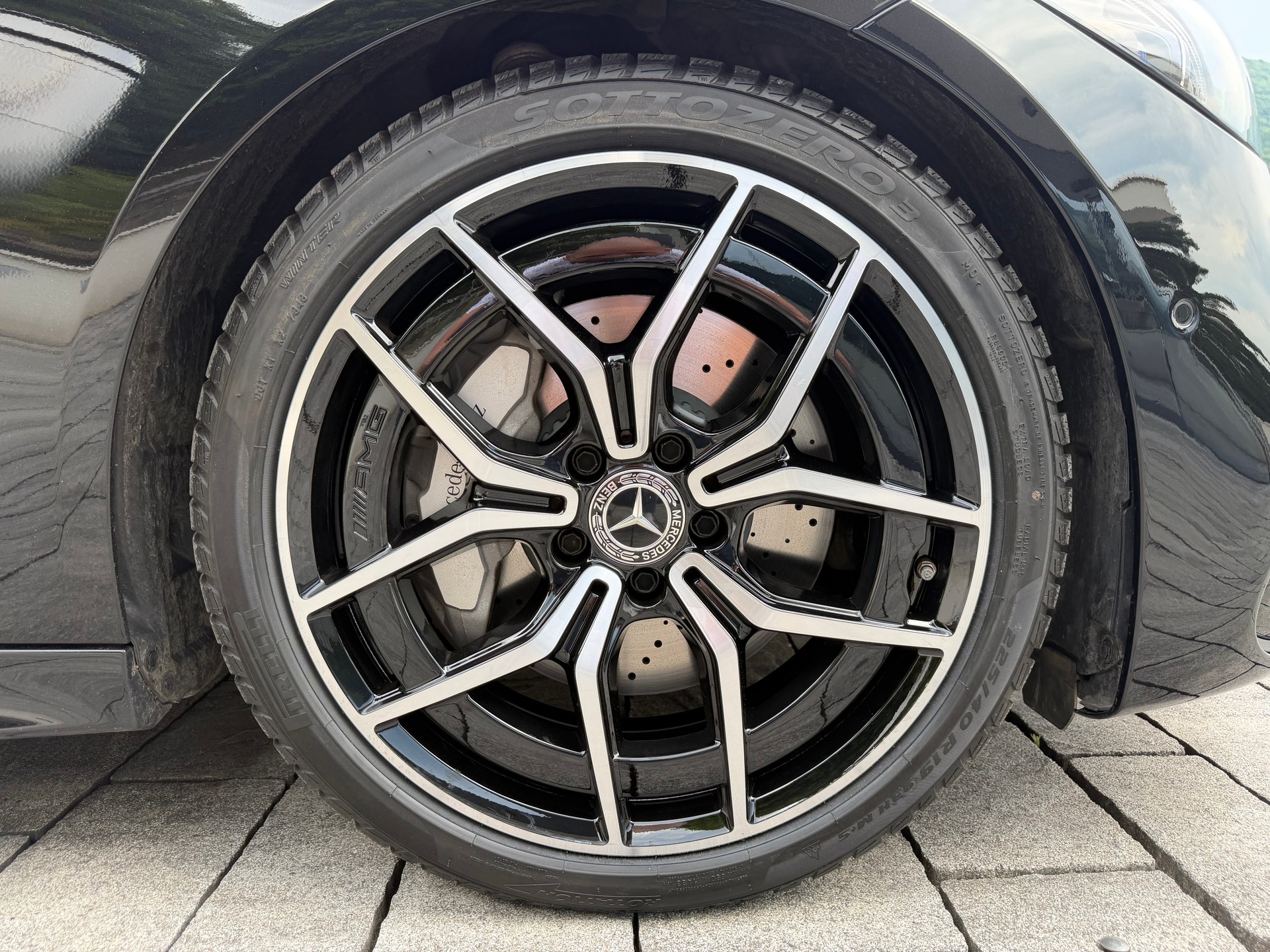 MERCEDES-BENZ C 220 d T 4Matic AMG Line-image-16