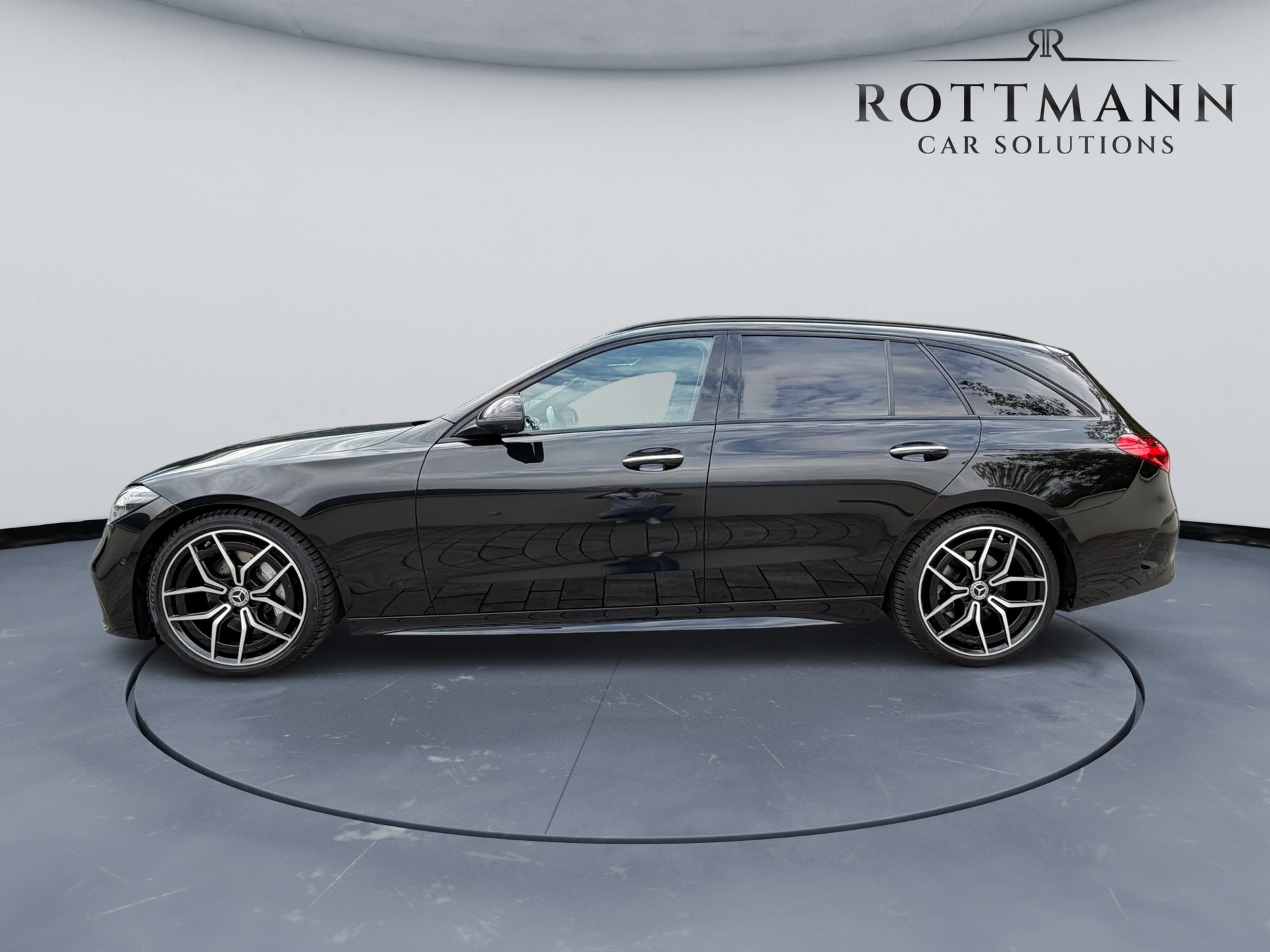 MERCEDES-BENZ C 220 d T 4Matic AMG Line-image-0