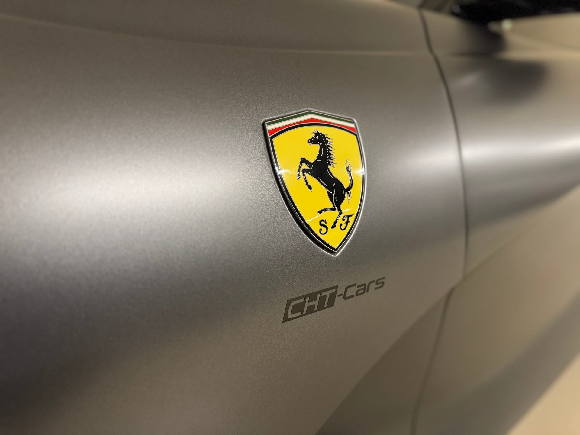 FERRARI 812 Superfast-image-8