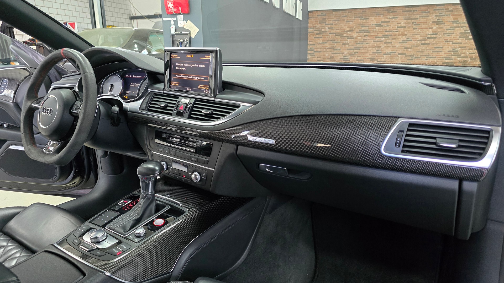 AUDI S7 Sportback 4.0 TFSI V8 quattro S-tronic-image-23