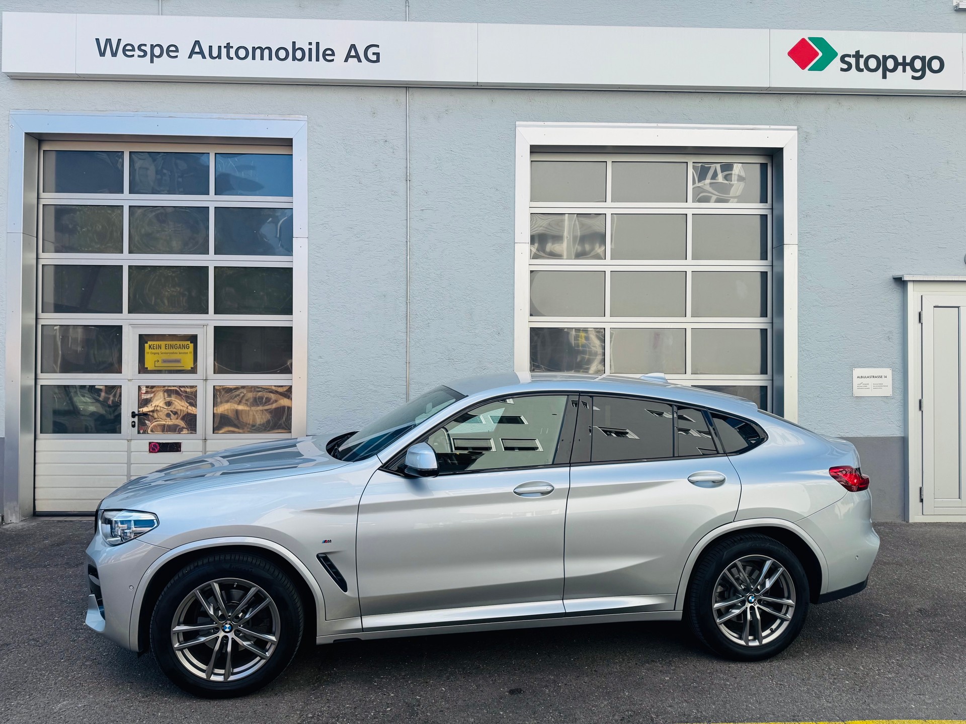 BMW X4 xDrive 20i Steptronic-image-1