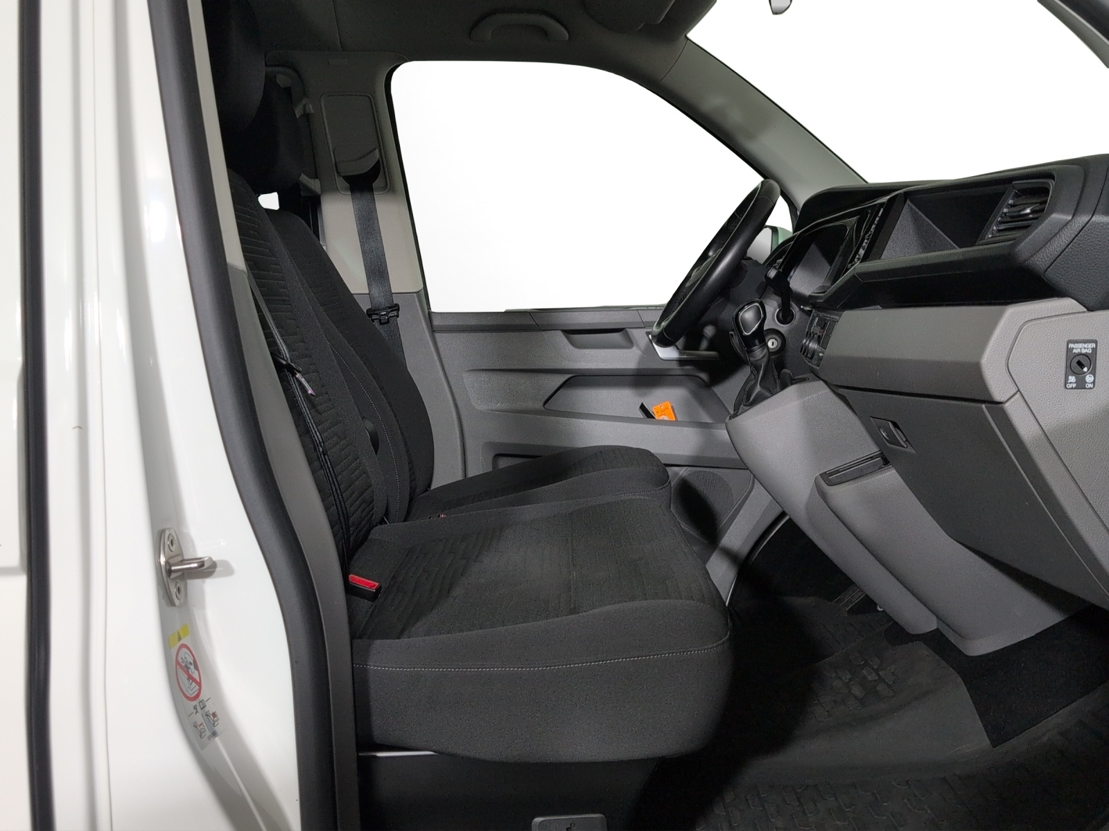 VW T6.1 Caravelle 2.0 TDI Comfortline 4Motion DSG-image-6