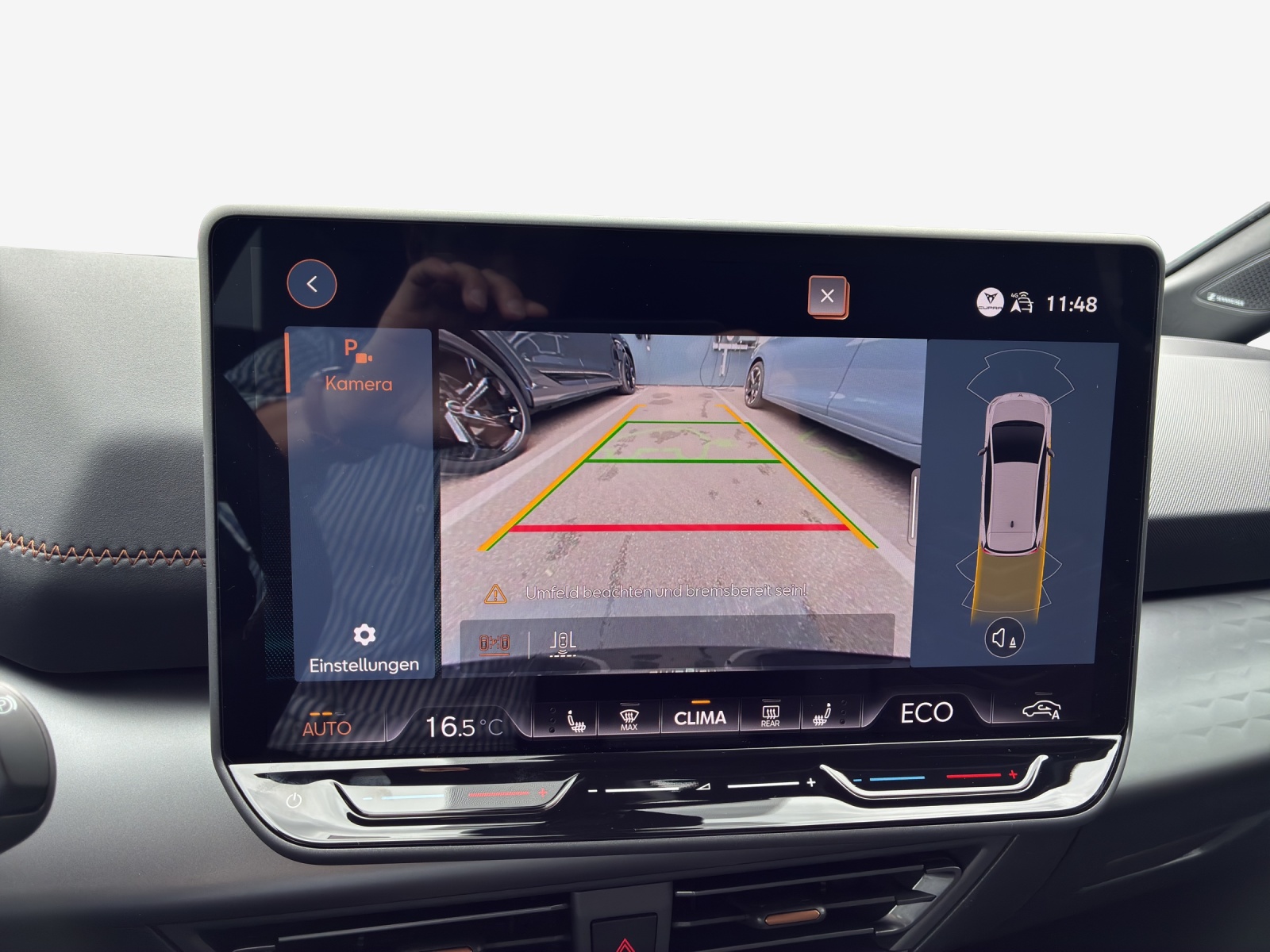 CUPRA Born 79 kWh e-Boost Adrenaline-image-12