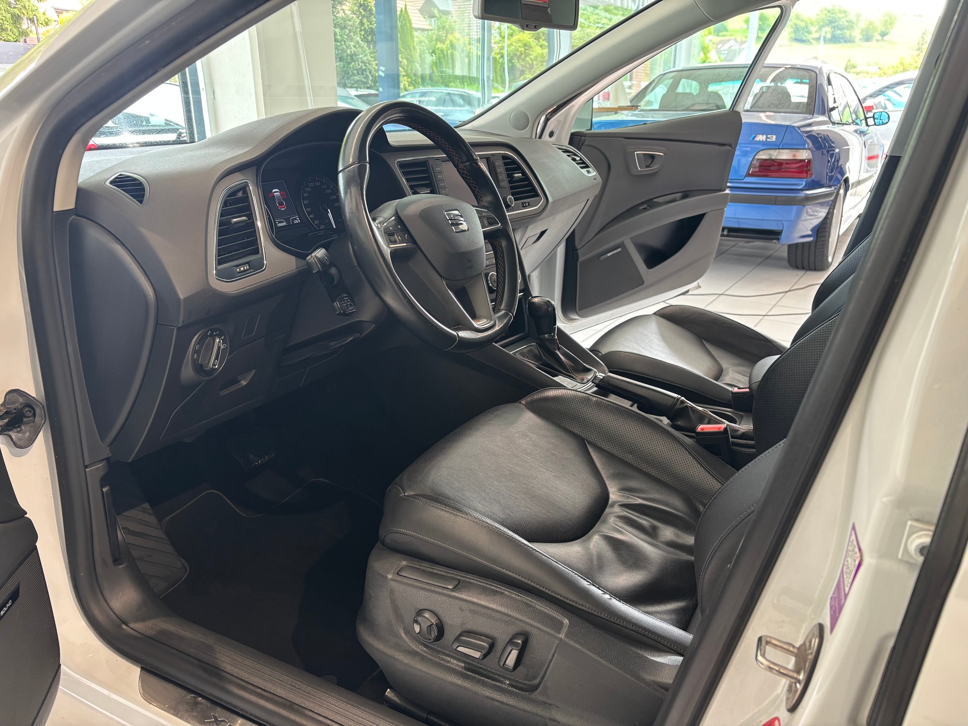 SEAT Leon ST 1.8 TSI X-Perience 4Drive DSG-image-10