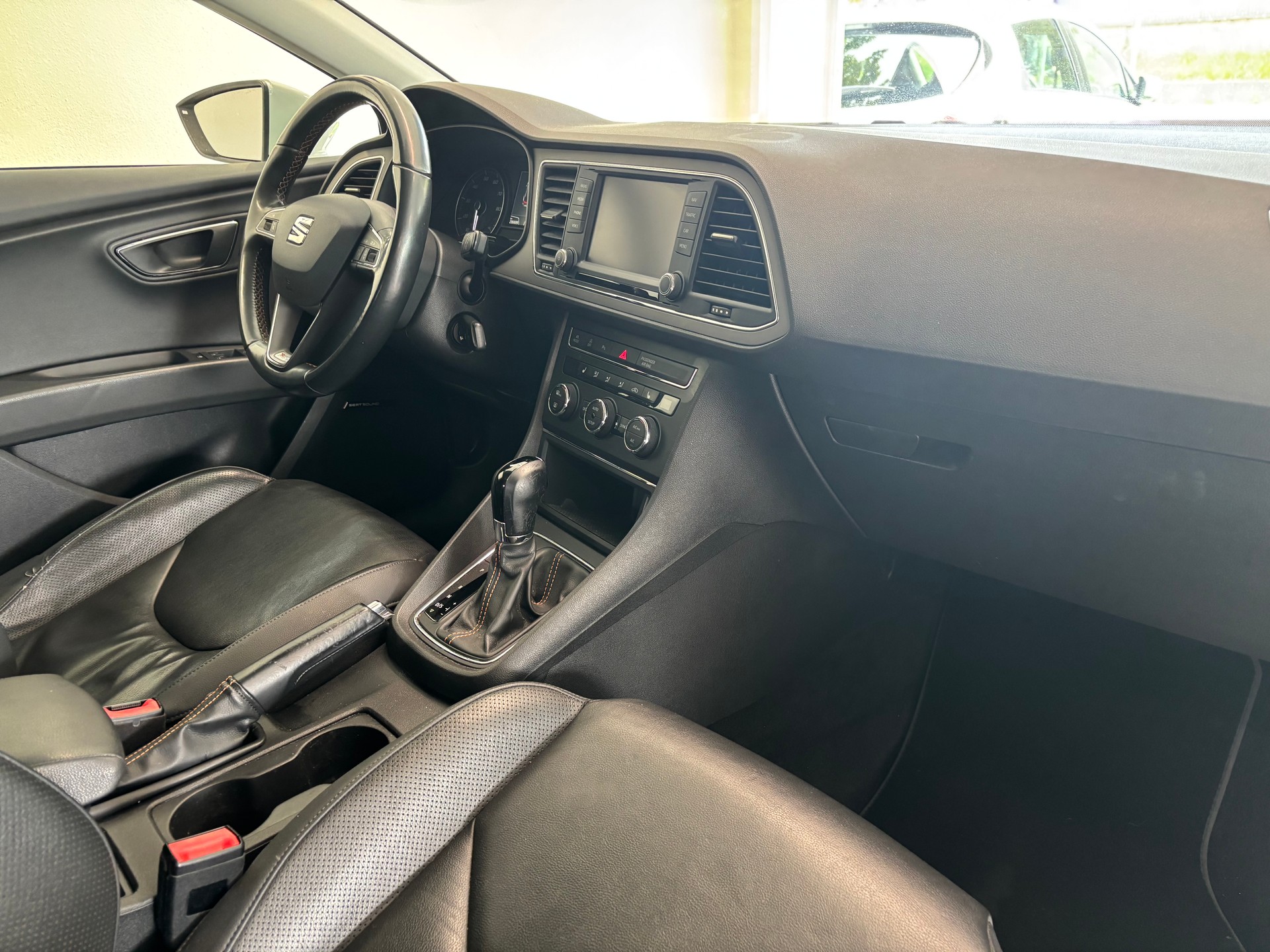 SEAT Leon ST 1.8 TSI X-Perience 4Drive DSG-image-8