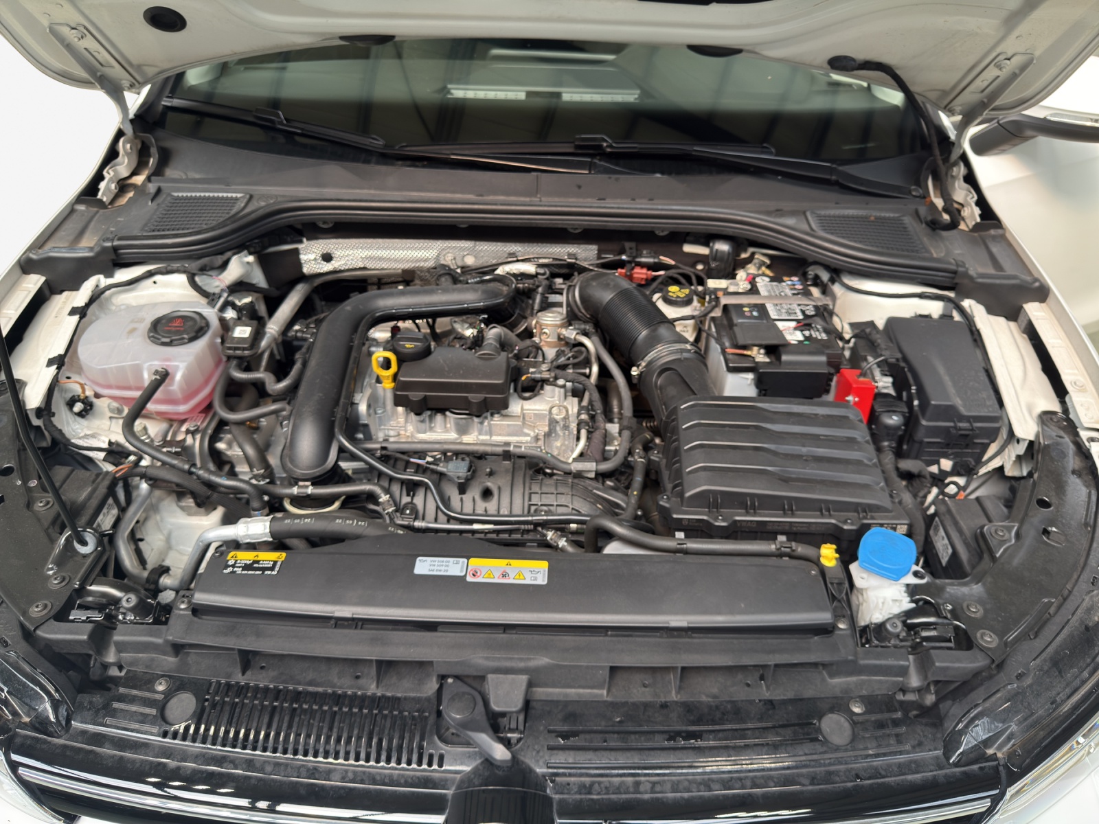 VW Golf 1.0 eTSI mHEV ACTLife DSG-image-14