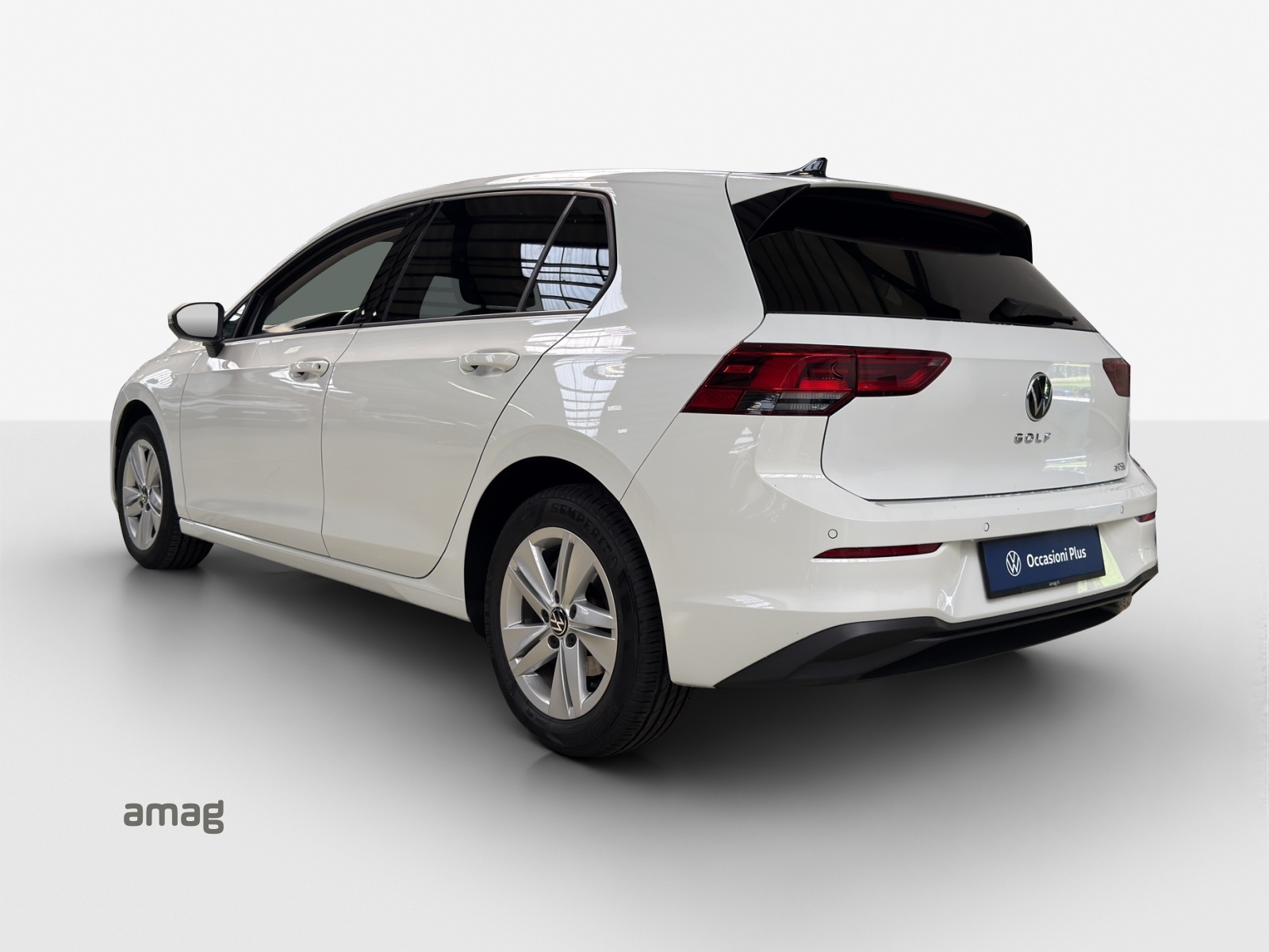 VW Golf 1.0 eTSI mHEV ACTLife DSG-image-2