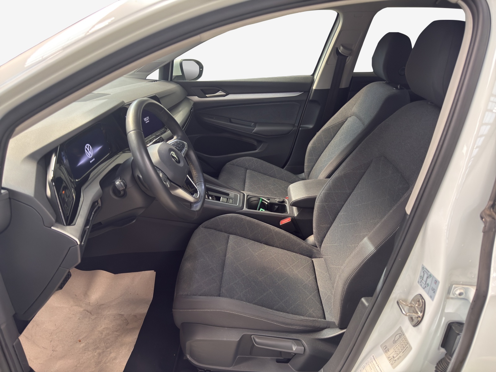VW Golf 1.0 eTSI mHEV ACTLife DSG-image-7