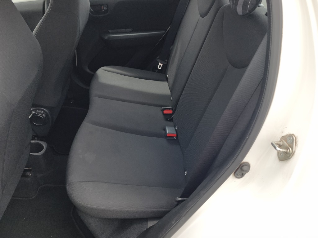 PEUGEOT 108 1.0 VTi Active S/S-image-9