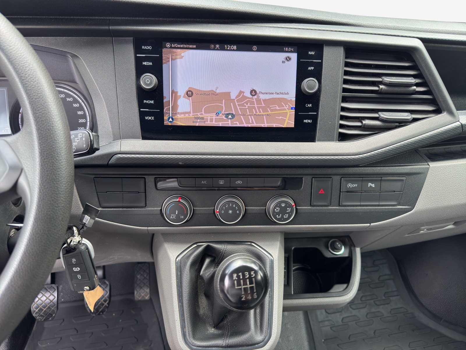VW T6.1 2.0 TDI-image-10