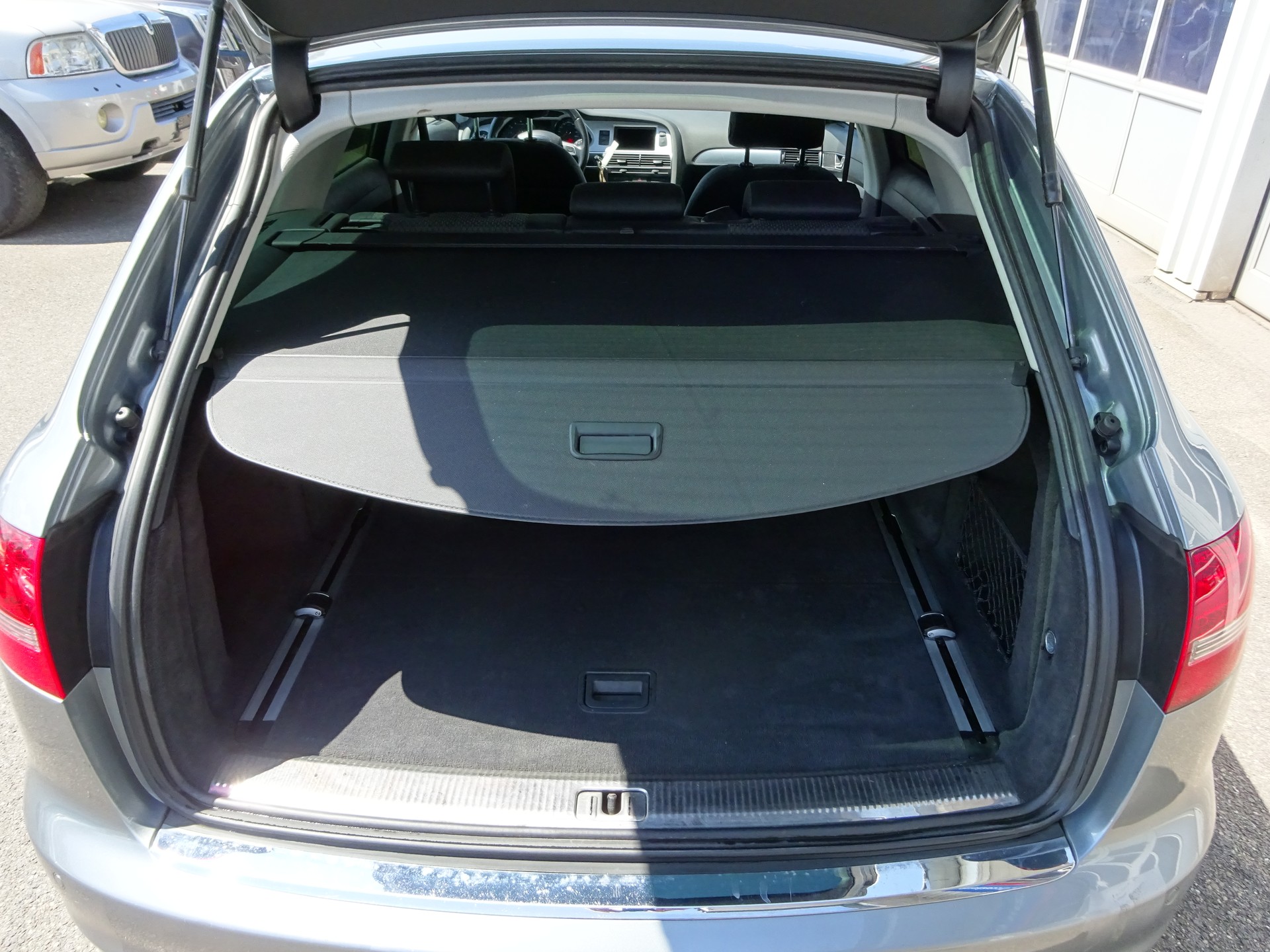 AUDI A6 Avant 2.0 TFSI multitronic-image-12