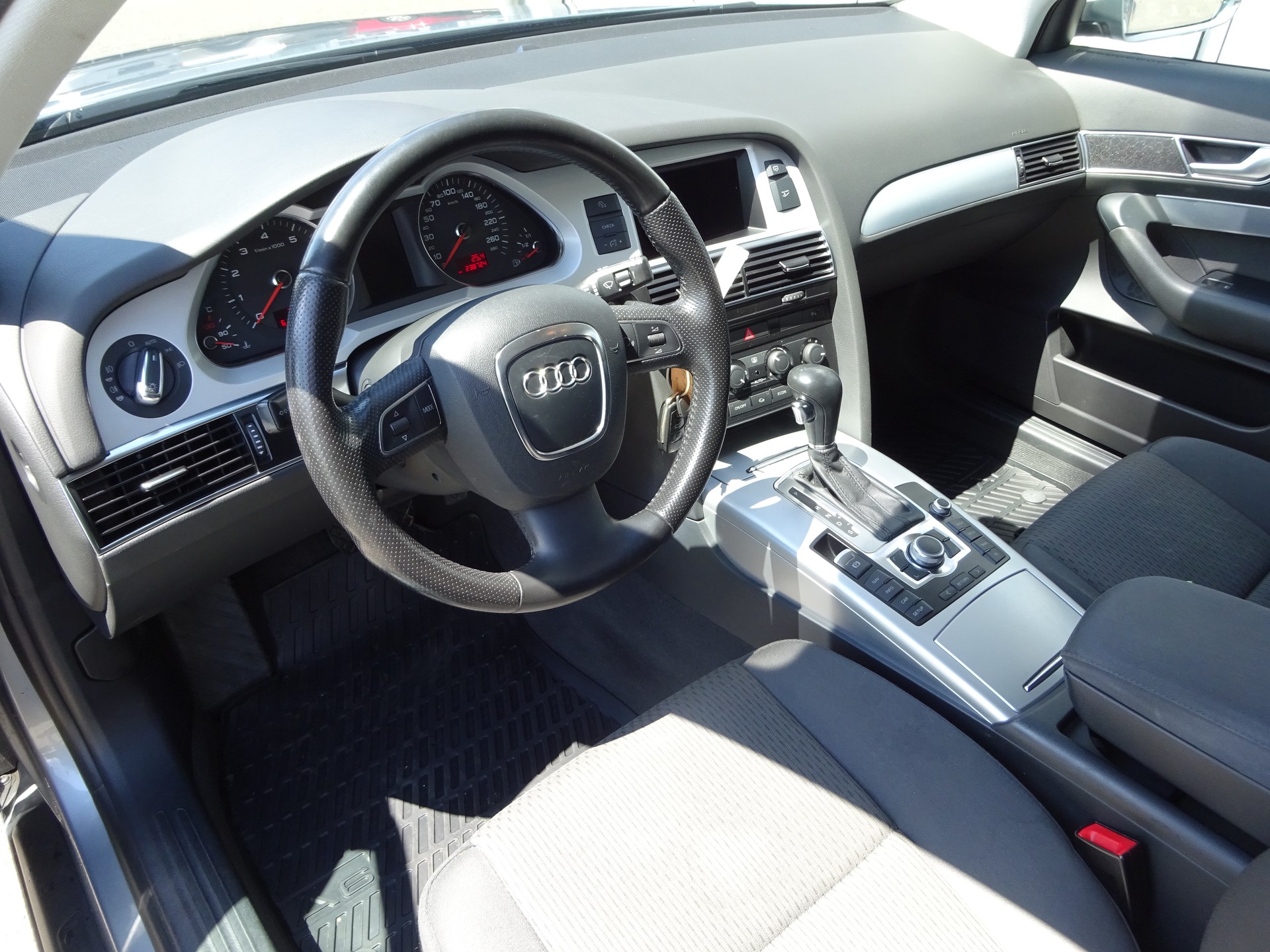 AUDI A6 Avant 2.0 TFSI multitronic-image-7