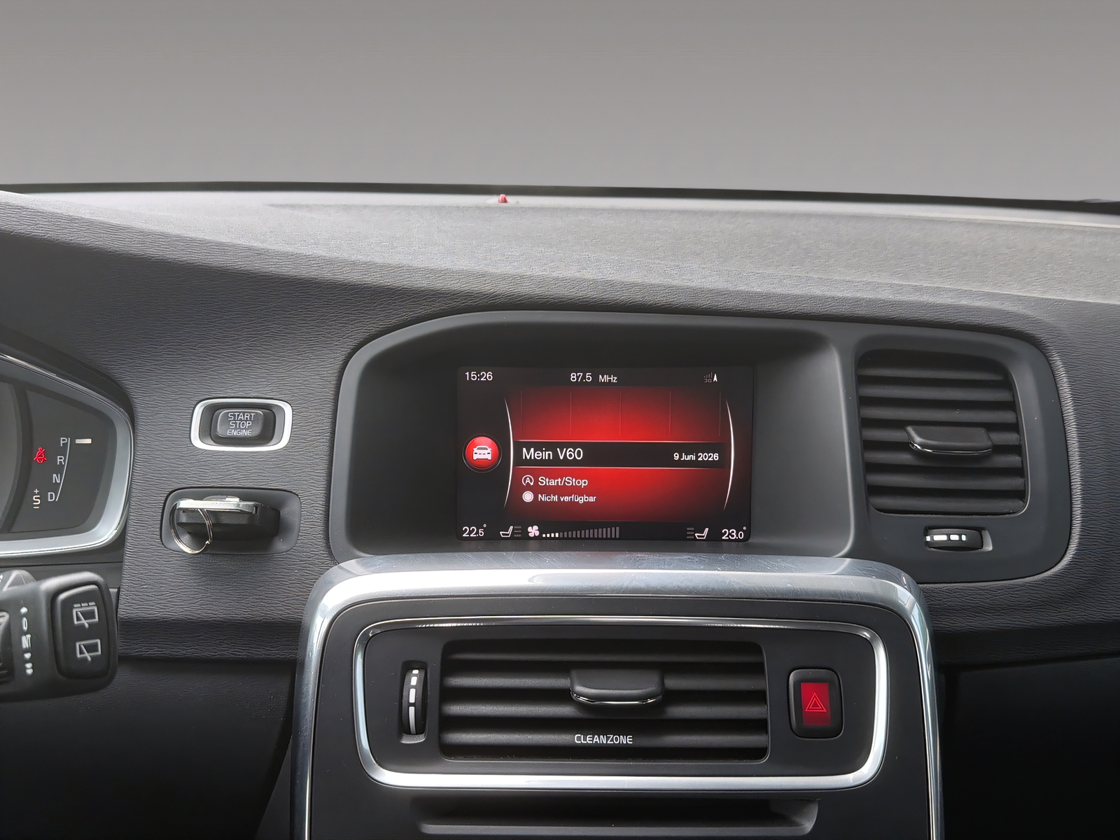 VOLVO V60 1.5 T3 Summum-image-13
