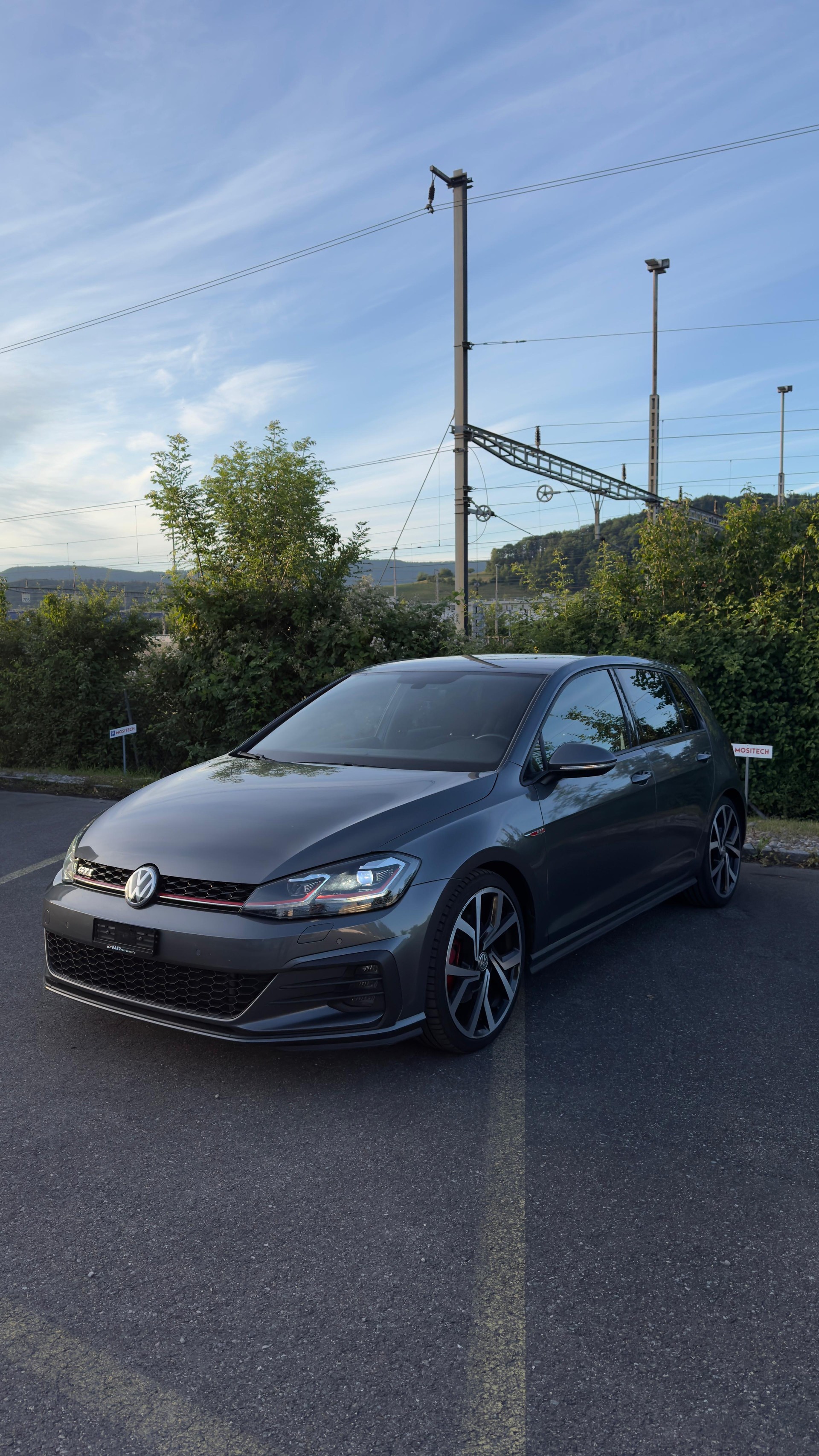 VW VW Golf 7. 5 TSI GTI DSG – Frisch ab MFK & Service – Top Zustand-image-1