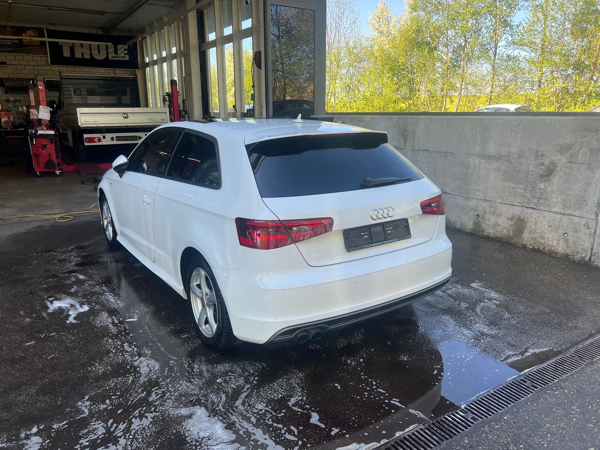 AUDI A3 1.8 TFSI Ambition quattro S-tronic-image-4