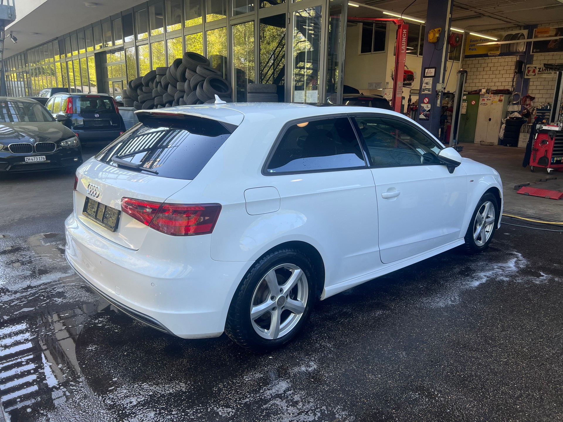 AUDI A3 1.8 TFSI Ambition quattro S-tronic-image-5