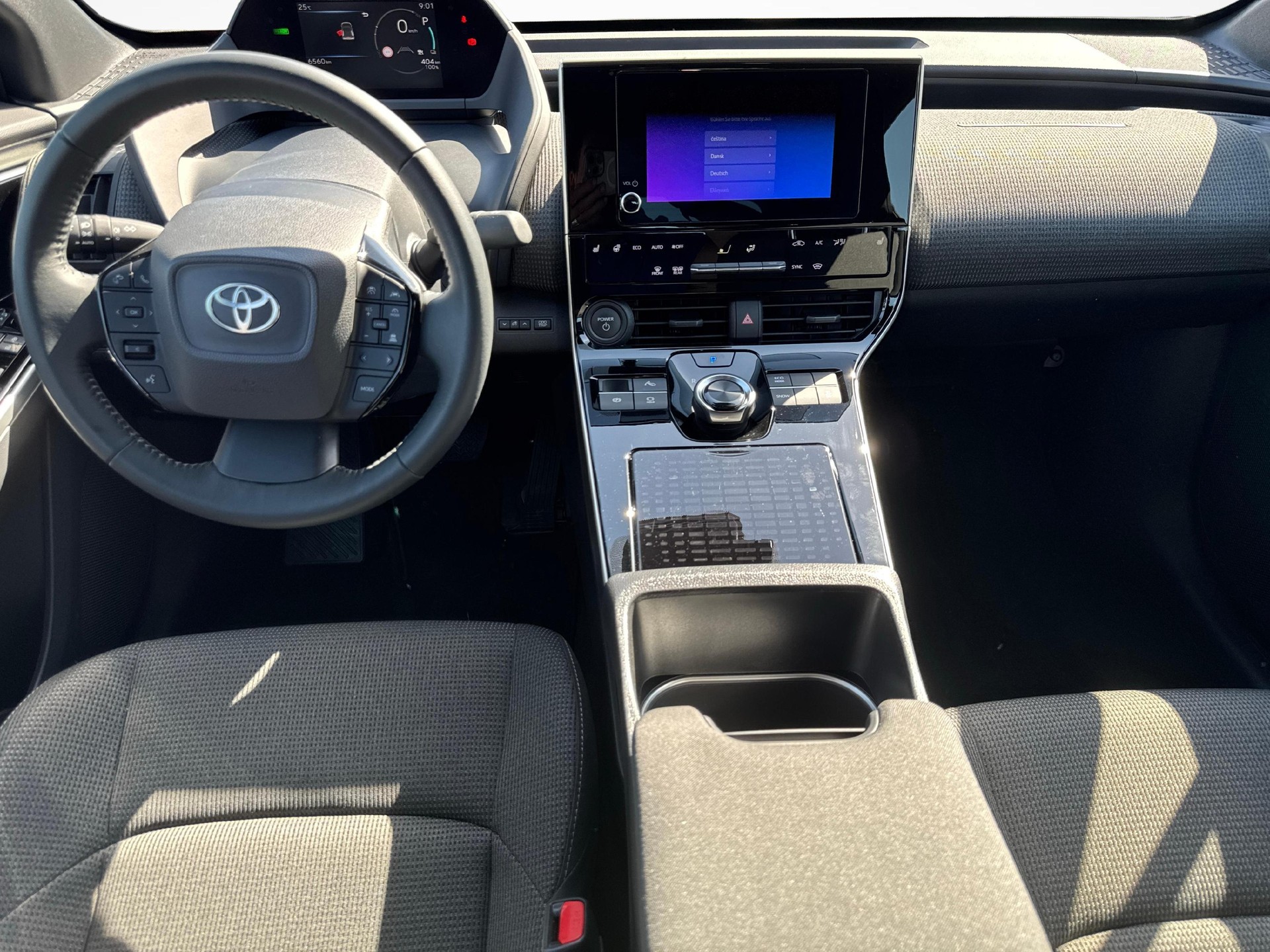 TOYOTA bZ4X Trend-image-9