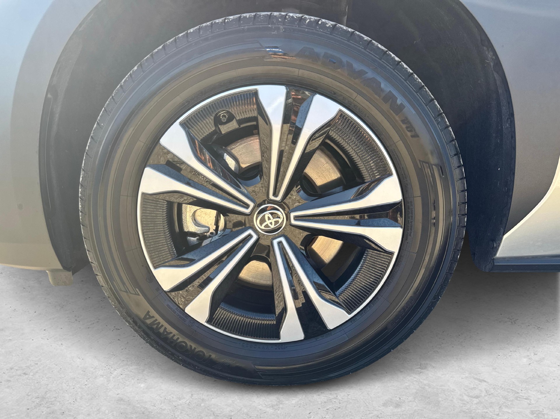 TOYOTA bZ4X Trend-image-20
