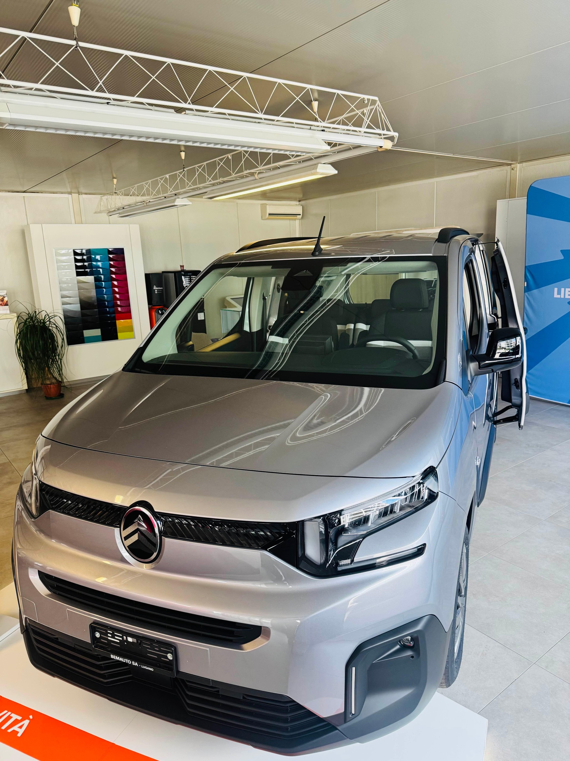 CITROEN NEW Berlingo 1.2 PureTech Tonic-image-0