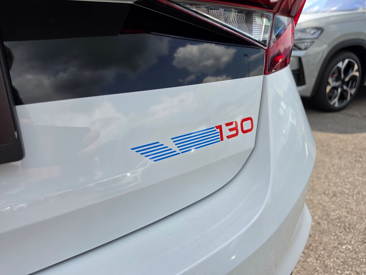 SKODA Fabia 1.5 TSI 130 DSG-image-4