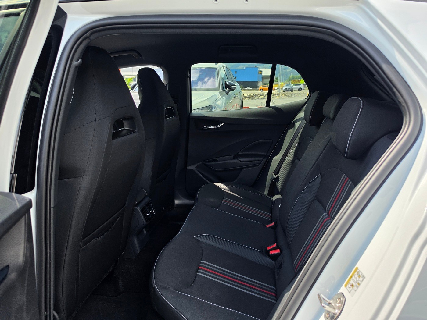 SKODA Fabia 1.5 TSI 130 DSG-image-7