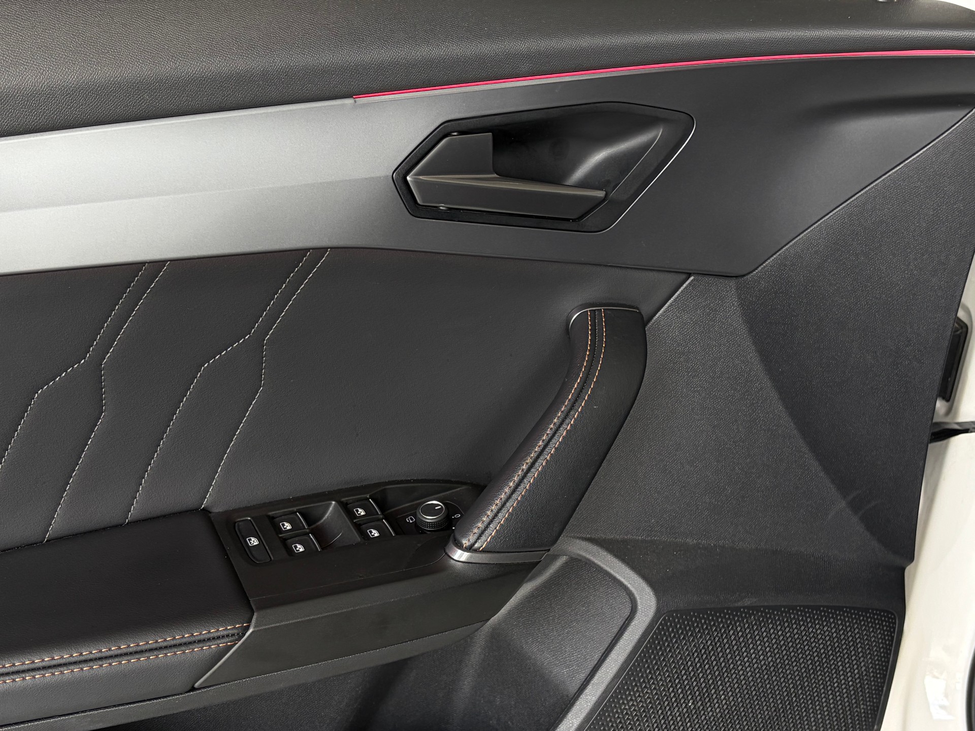 CUPRA Formentor 2.0TSI 4Drive DSG ***Ab MFK***Anhängerkupplung***-image-25