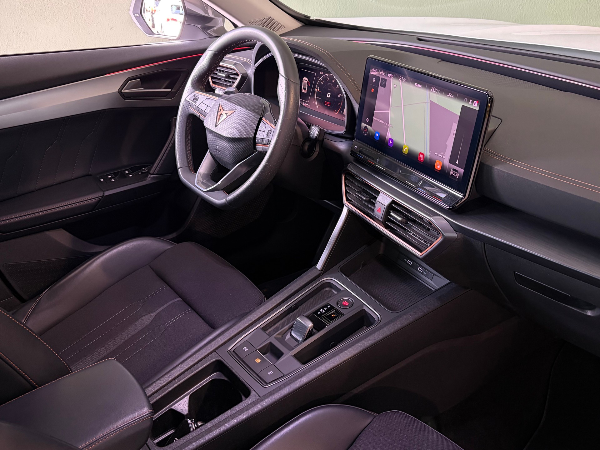 CUPRA Formentor 2.0TSI 4Drive DSG ***Ab MFK***Anhängerkupplung***-image-10