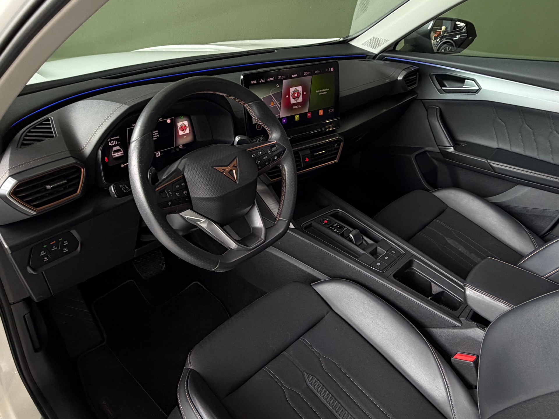 CUPRA Formentor 2.0TSI 4Drive DSG ***Ab MFK***Anhängerkupplung***-image-22